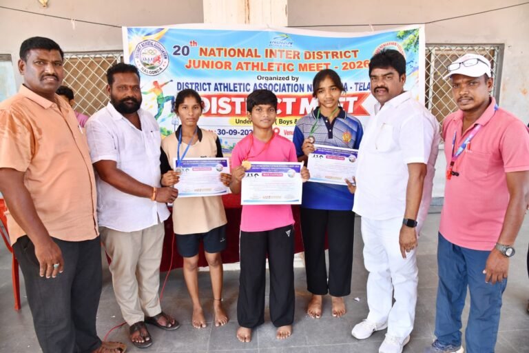 జాతీయస్థాయి అథ్లెటిక్స్ పోటీలకు 13 మంది ఎంపిక