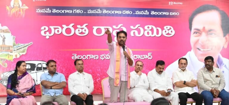 కేసీఆర్‌కు ఎప్పుడెప్పుడు ఓటు వేయాలని ప్రజలు ఎదురుచూస్తున్నారు: కేటీఆర్‌